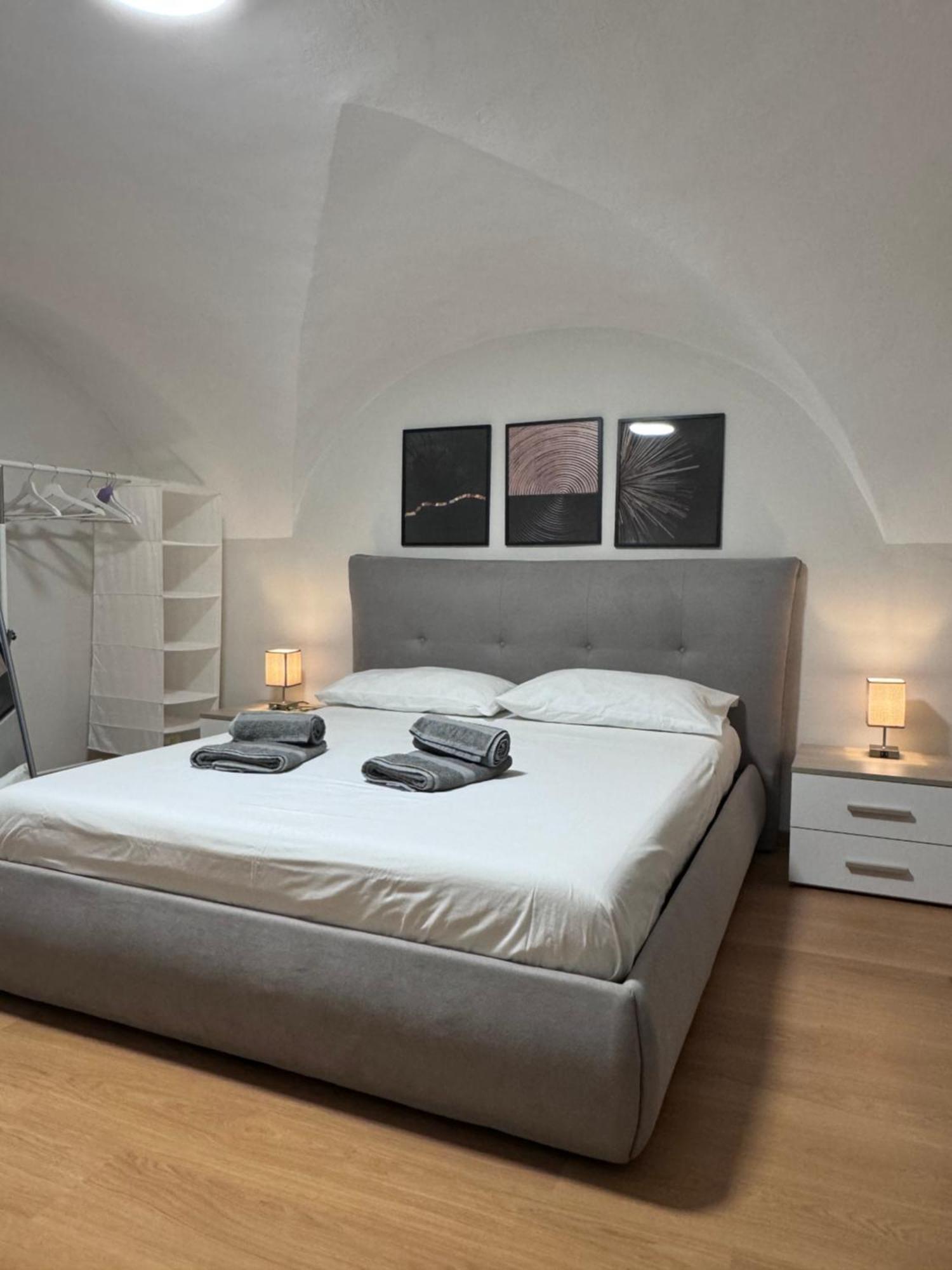 Almond Apartment Catania Ngoại thất bức ảnh